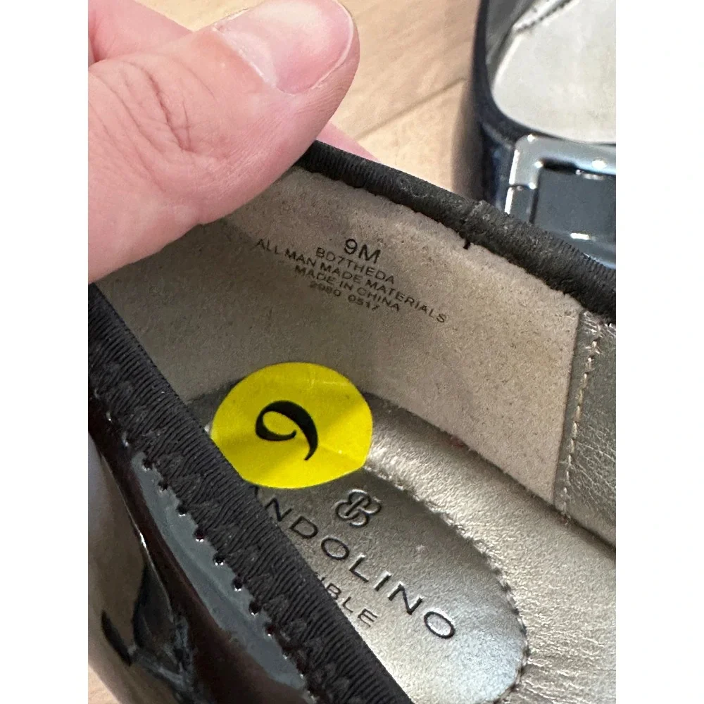 Bandolino theda wedge